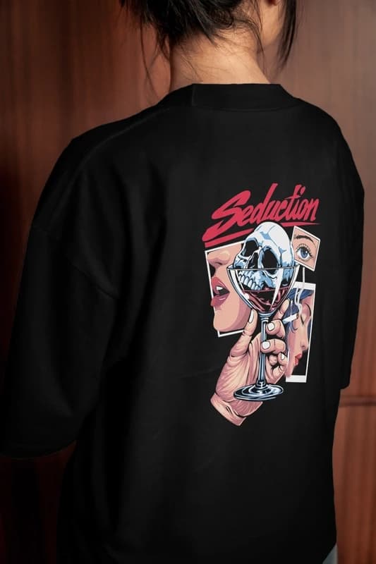 صورة T-shirt Seduction